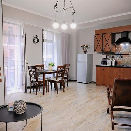 Avlabari Apartment - New One 第比利斯 外观 照片